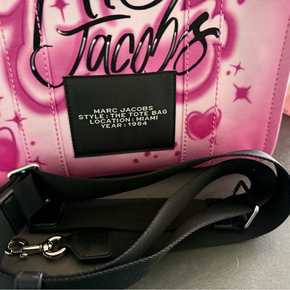 Marc Jacobs Heart-Patterned Pink Tote - Picture 6 of 6